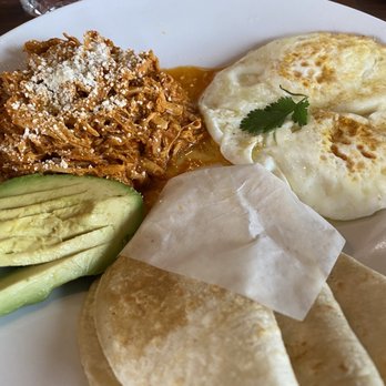 The Lakefront Restaurant - Braised tomato chipotle chicken - Breakfast & Brunch Near Me - Chicago, Illinois