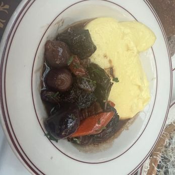 Le Diplomate - Beef Bourguignon - Brasseries Near Me - Washington, DC, District of Columbia