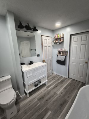 J & K Remodeling and Repair Logo