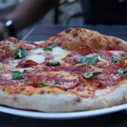 Isola Pizza Bar