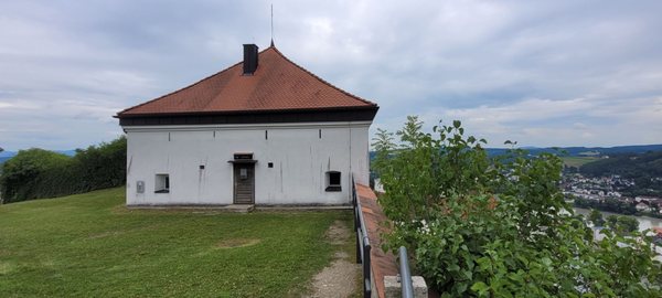 Veste Oberhaus by null