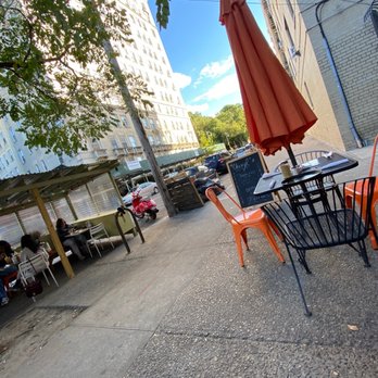 Cheryl's Global Soul - Outdoor seating - Breakfast & Brunch Near Me - Brooklyn, New York Cheryl's Global Soul - Outdoor seating - Breakfast & Brunch Near Me - Brooklyn, New York