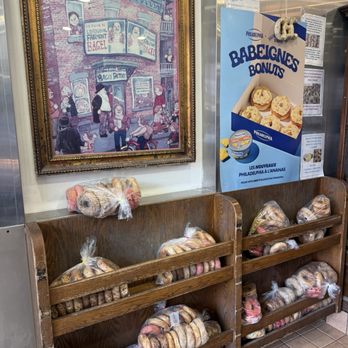 Fairmount Bagel - Photo 3: Takeout bagels - Bagels Near Me - Montreal, Quebec