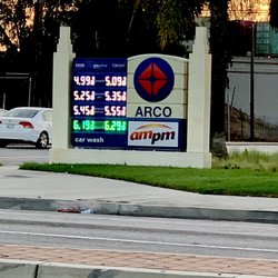 Arco - Gas prices 09/13/22
