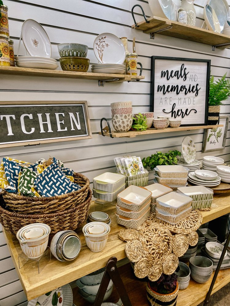 THE COOK’S NOOK Updated March 2024 29 Photos 219 N Main St