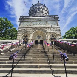 Garfield's Memorial