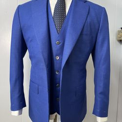 Guerrero’s Bespoke Suit - Finish Garment
Bespoke suit for our customer, 
Fabric: Loro Piana