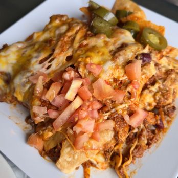 Sally Black’s Bar & Grill - Nachos grande - Beer Bar Near Me - Williston Park, New York