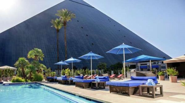 Luxor Hotel & Casino by null