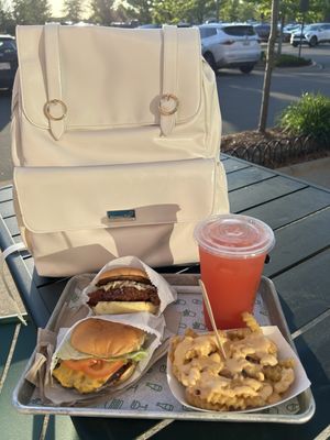 Shake Shack Rochester Hills by null