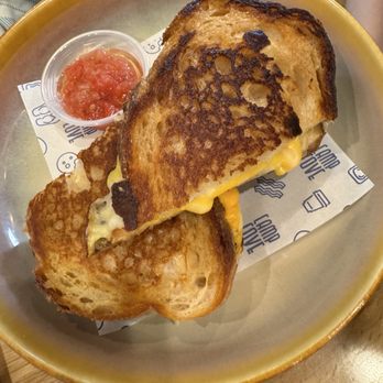 Camp Cove - Cheese Toastie - Cafes Near Me - Sacramento, California