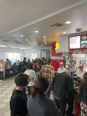 In-N-Out Burger by null