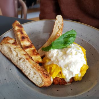 Oretta Midtown - Breakfast & Brunch Near Me - Toronto, Ontario