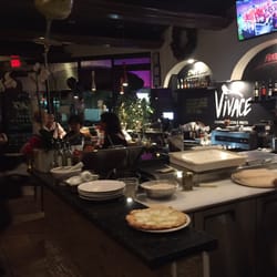 Vivace Italian Restaurant & Cocktail Bar - Lively bar