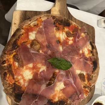 Stella Ristorante - Pizza with fig and perscuito - Italian Near Me - Southlake, Texas Stella Ristorante - Pizza with fig and perscuito - Italian Near Me - Southlake, Texas
