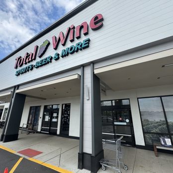 Total Wine & More - Beer, Wine & Spirits Near Me - West Hartford, Connecticut Total Wine & More - Beer, Wine & Spirits Near Me - West Hartford, Connecticut