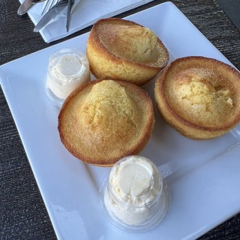 Georgia's Restaurant - Soul Food Near Me - Long Beach, California