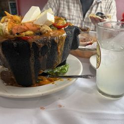 Picante's Canaan - Lemonade and molcajete.