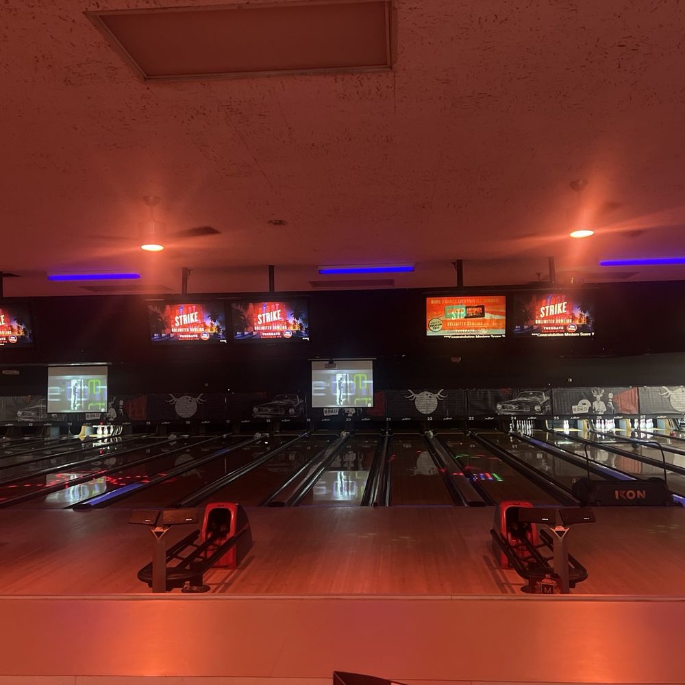 Bowling alley