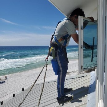 AAA Contractor Services - Window Washing Near Me - Destin, Florida