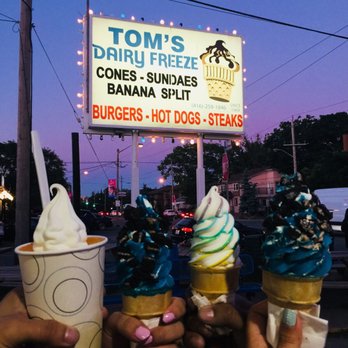 Tom's Dairy Freeze - Float, cookie monsters and flavour burst - Ice Cream & Frozen Yogurt Near Me - Etobicoke, Ontario Tom's Dairy Freeze - Float, cookie monsters and flavour burst - Ice Cream & Frozen Yogurt Near Me - Etobicoke, Ontario