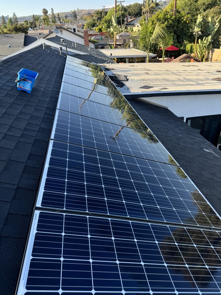 Slide of Stay Clean Solar