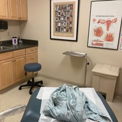 OB-GYN Associates, Inc. - Exam room