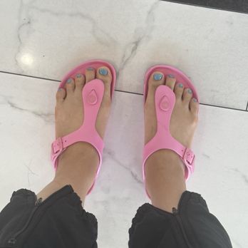 Sunset Nail Lounge - Nail Salons Near Me - Henderson, Nevada