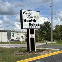 Crystal River Health and Rehabilitation Center - Building sign