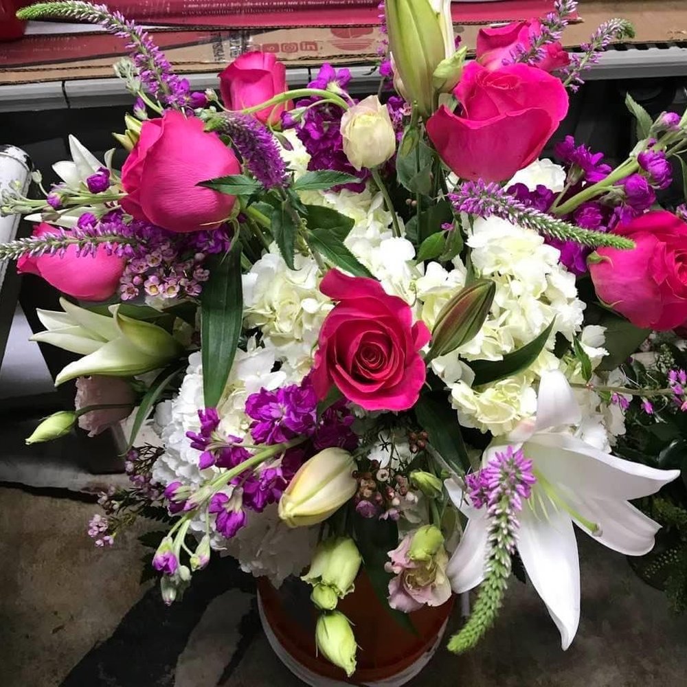 Pat's Floral Design & Gifts - Florists Near Me - Okeechobee, Florida Pat's Floral Design & Gifts - Florists Near Me - Okeechobee, Florida