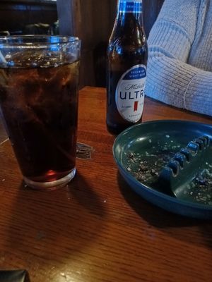 Tuckers Bar and Grill