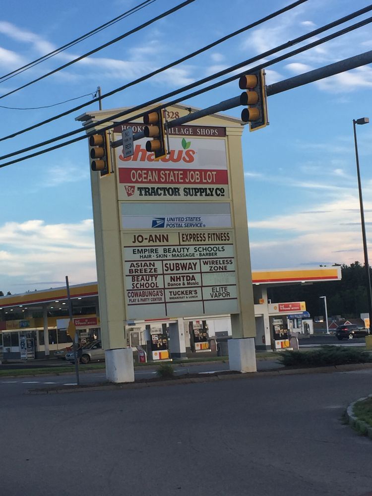 HOOKSETT VILLAGE SHOPS Updated September 2024 1328 Hooksett Rd