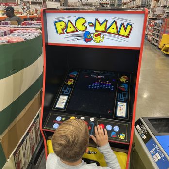 Costco - Arcade machine - Gas Stations Near Me - Lexington, Kentucky