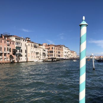 Peggy Guggenheim Collection - Outside - Museums Near Me - Venezia, VE