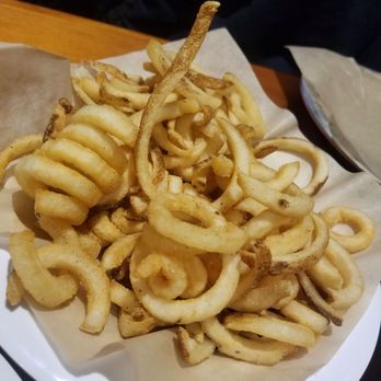 Hooters - Curly Fries - Chicken Wings Near Me - Somerset, New Jersey