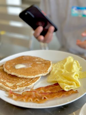 The Happy Hawaiian Cafe