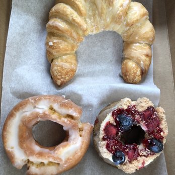 Mitten Raised - Old fashion, incredible blueberry crumble and glazed raspberry filled croissant. - Donuts Near Me - East Lansing, Michigan Mitten Raised - Old fashion, incredible blueberry crumble and glazed raspberry filled croissant. - Donuts Near Me - East Lansing, Michigan