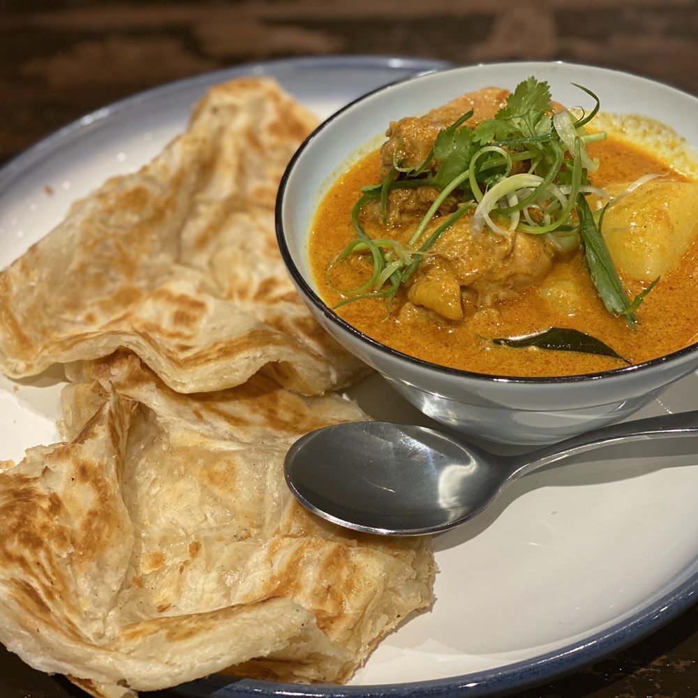 Little Singapore - Chicken curry with roti - Asian Fusion Near Me - Chermside, QLD