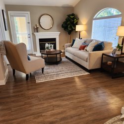 Hillcrest View Apartments