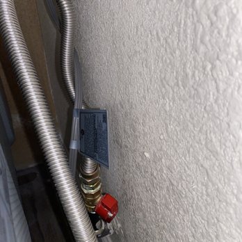 Professional Plumbing - Gas pipe before, blocking the stove. - Plumbing Near Me - El Paso, Texas