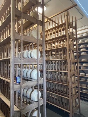 Achadinha Cheese Company by null