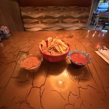 Damian Restaurant - Chips with beans and salsa - Mexican Near Me - Modesto, California Damian Restaurant - Chips with beans and salsa - Mexican Near Me - Modesto, California