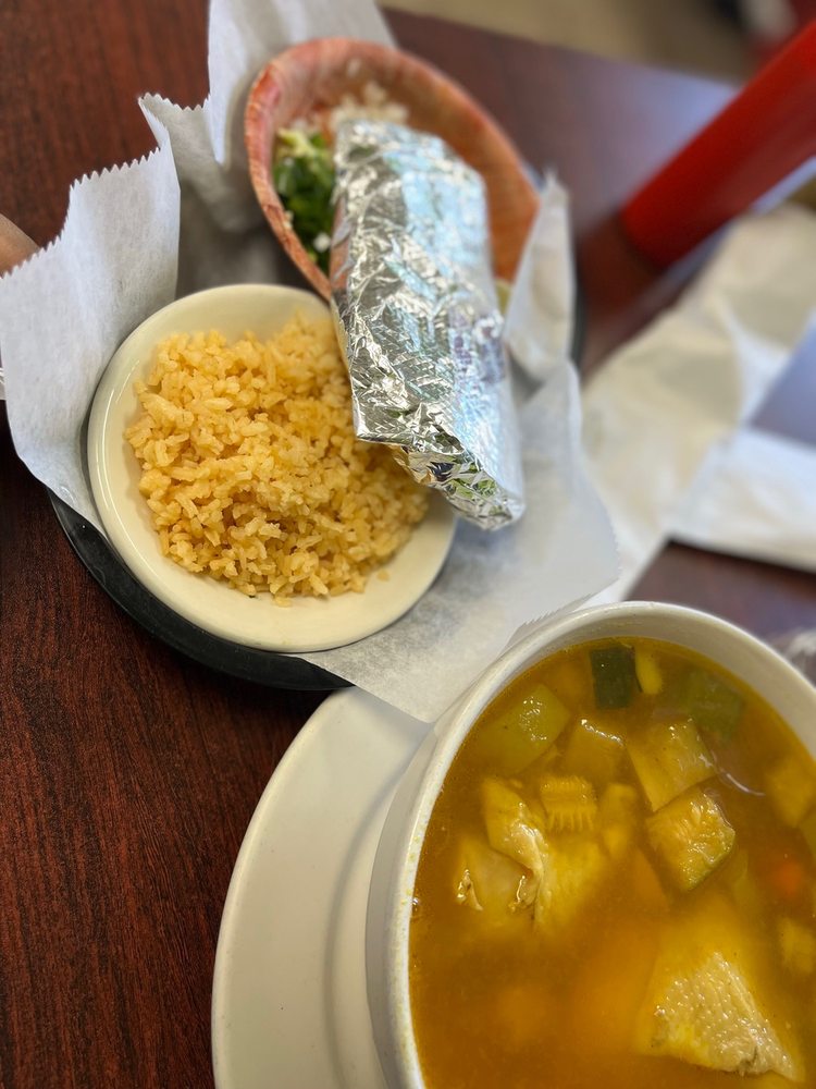 Food from Lindo Veracruz Taqueria