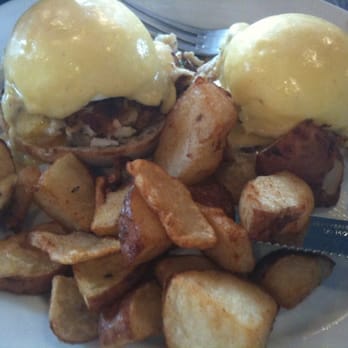 Toast - Crab Cake benny - Breakfast & Brunch Near Me - Littleton, Colorado