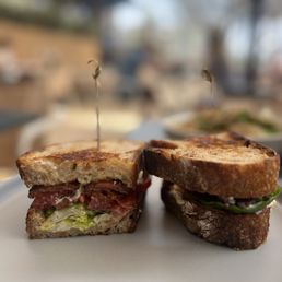 BLT BLT