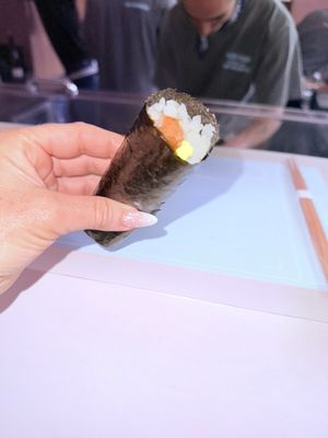 PARI PARI Handroll Bar by null