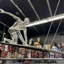 Hot Comics and Collectibles
