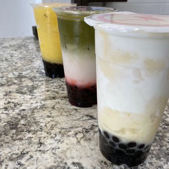 Sweet Straw - Passionfruit blended, Strawberry Matcha Latte, Peaches & Cream blended - Bubble Tea Near Me - Napa, California