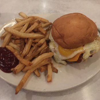 Matchbox Diner & Drinks - Matchbox Burger - New American Near Me - Grand Rapids, Michigan
