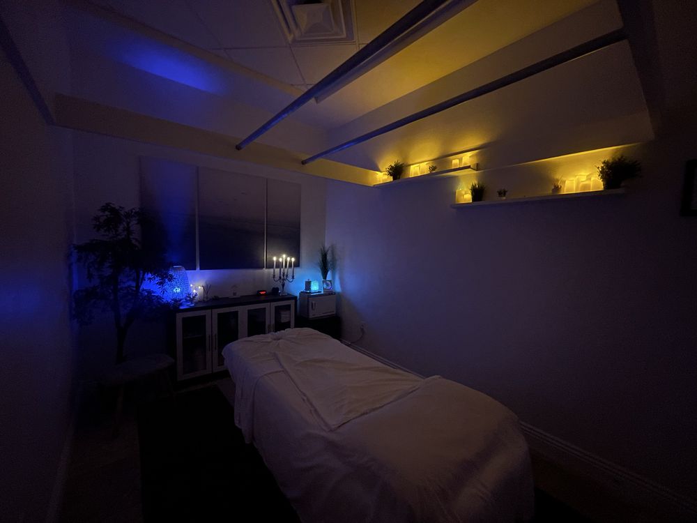 Massage by Note Logo